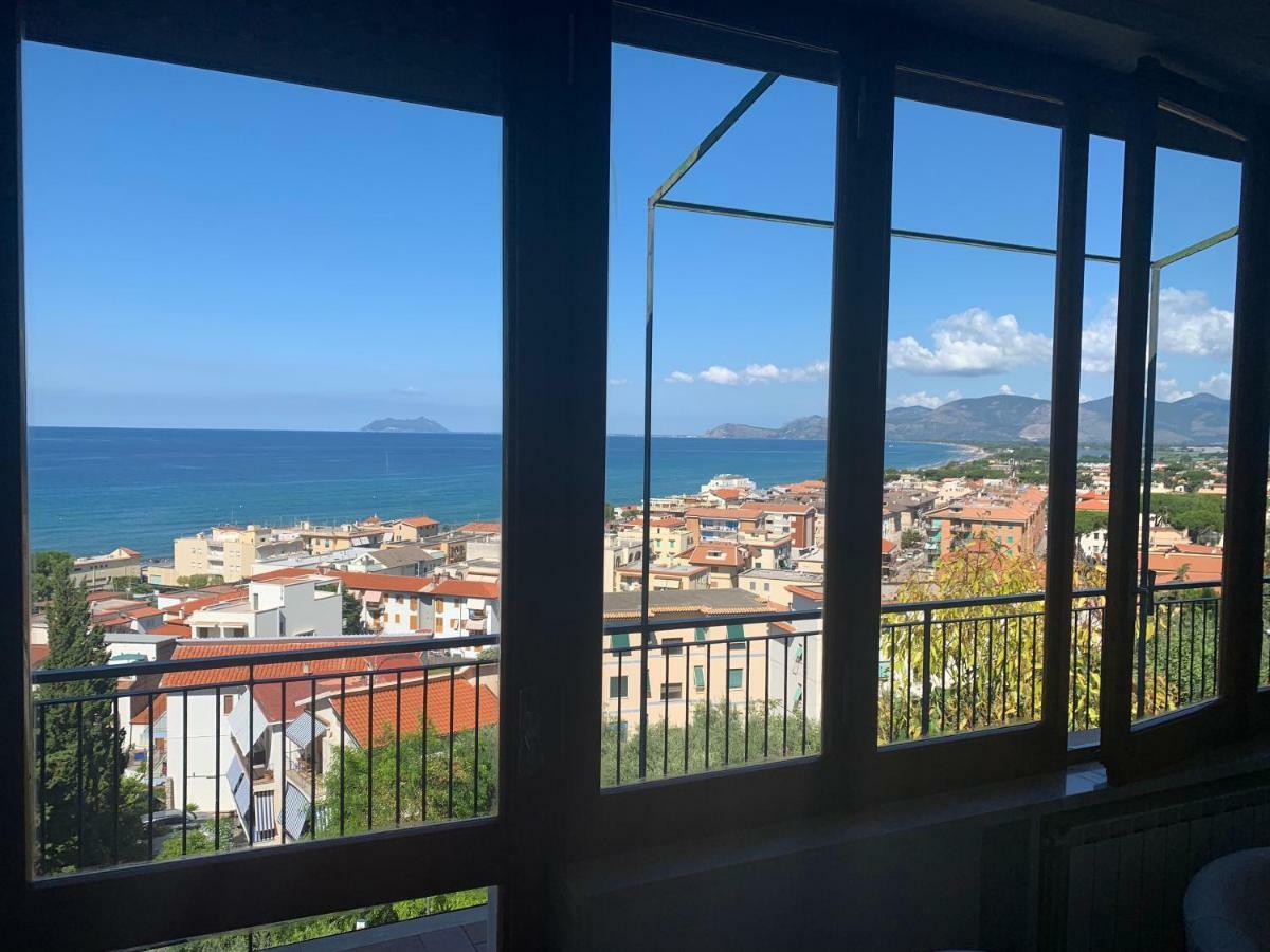 Casa Del Sole Apartment Сперлонга Екстериор снимка